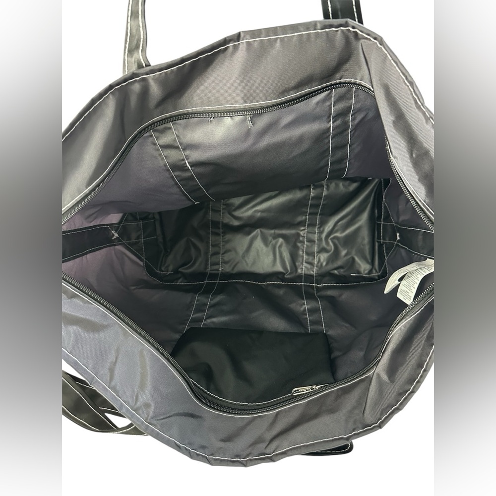 L.L. Bean Black Tote Duffel Bag - Picture 3 of 9